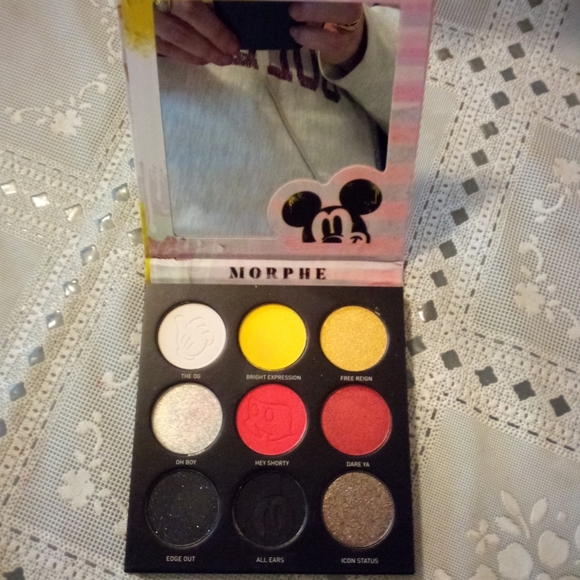🆕 Morphe x Disney Mickey & Friends Truth Be Bold Mini Eyeshadow Palette, NWOB - Picture 8 of 13